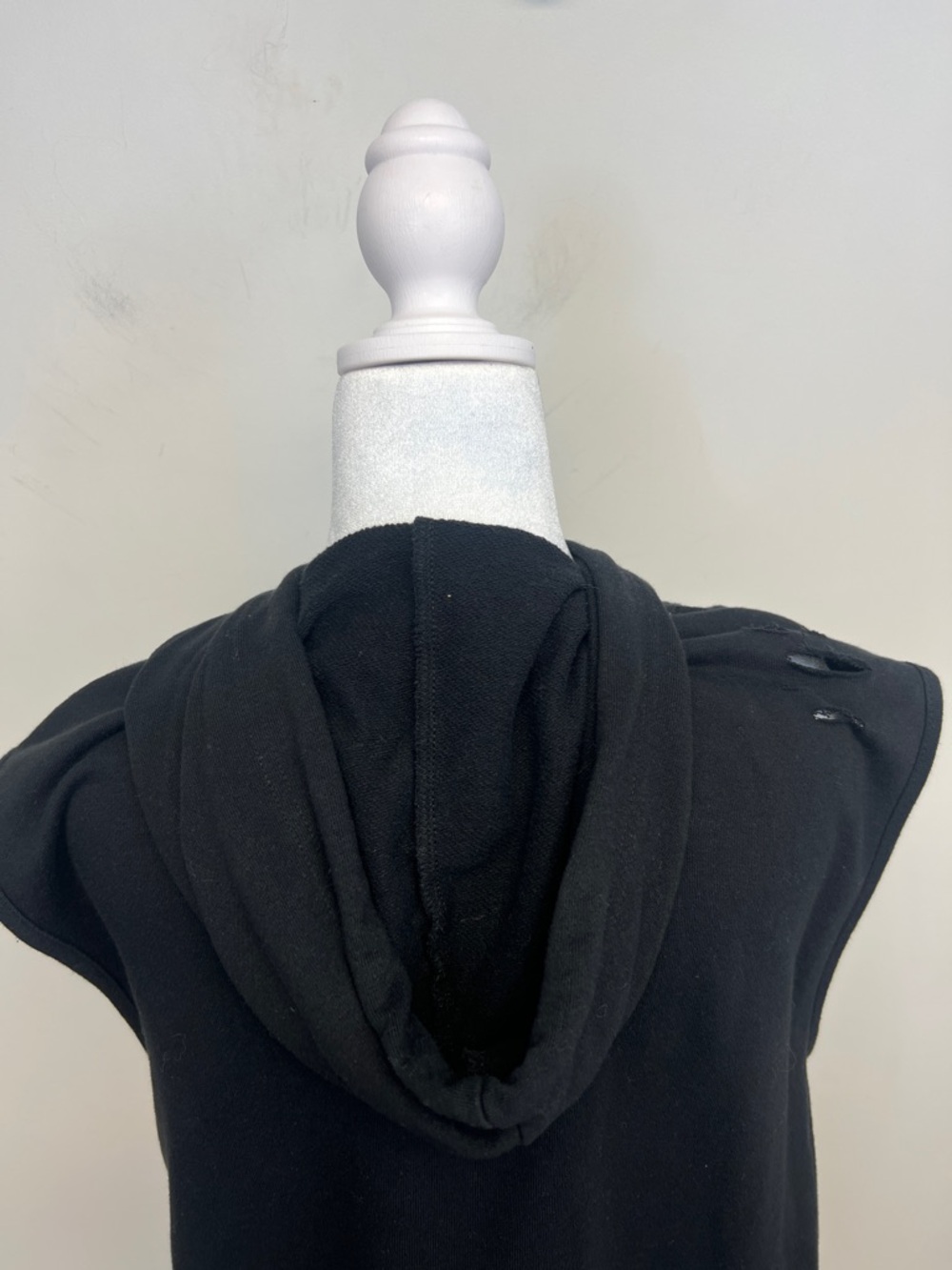 Bebe Sport Sleeveless Black Grunge Hoodie with textured Logo Large - Picture 12 of 15
